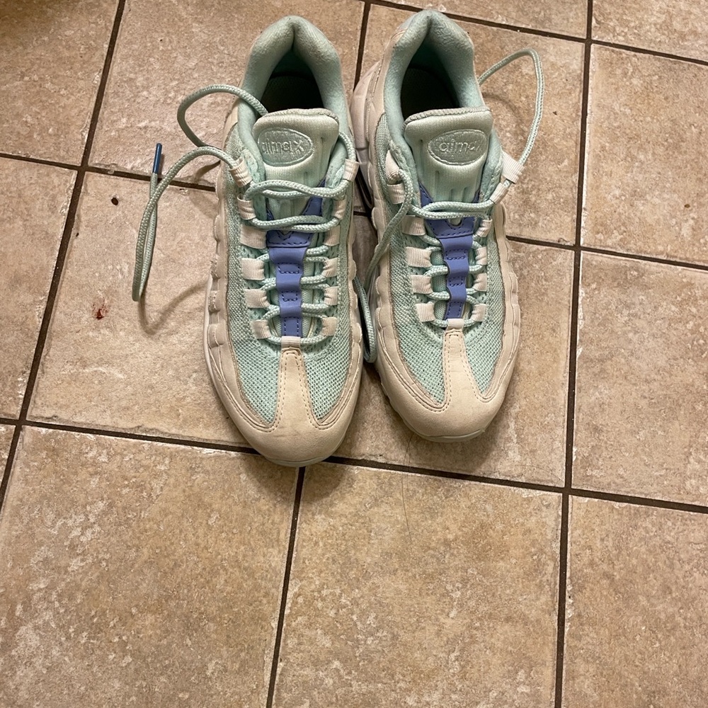 Nike Women's Shoes in Mint and Lavender